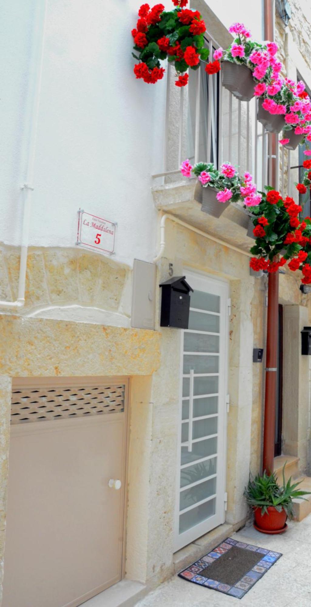 La Maddalena 5 Villa Bitetto ภายนอก รูปภาพ